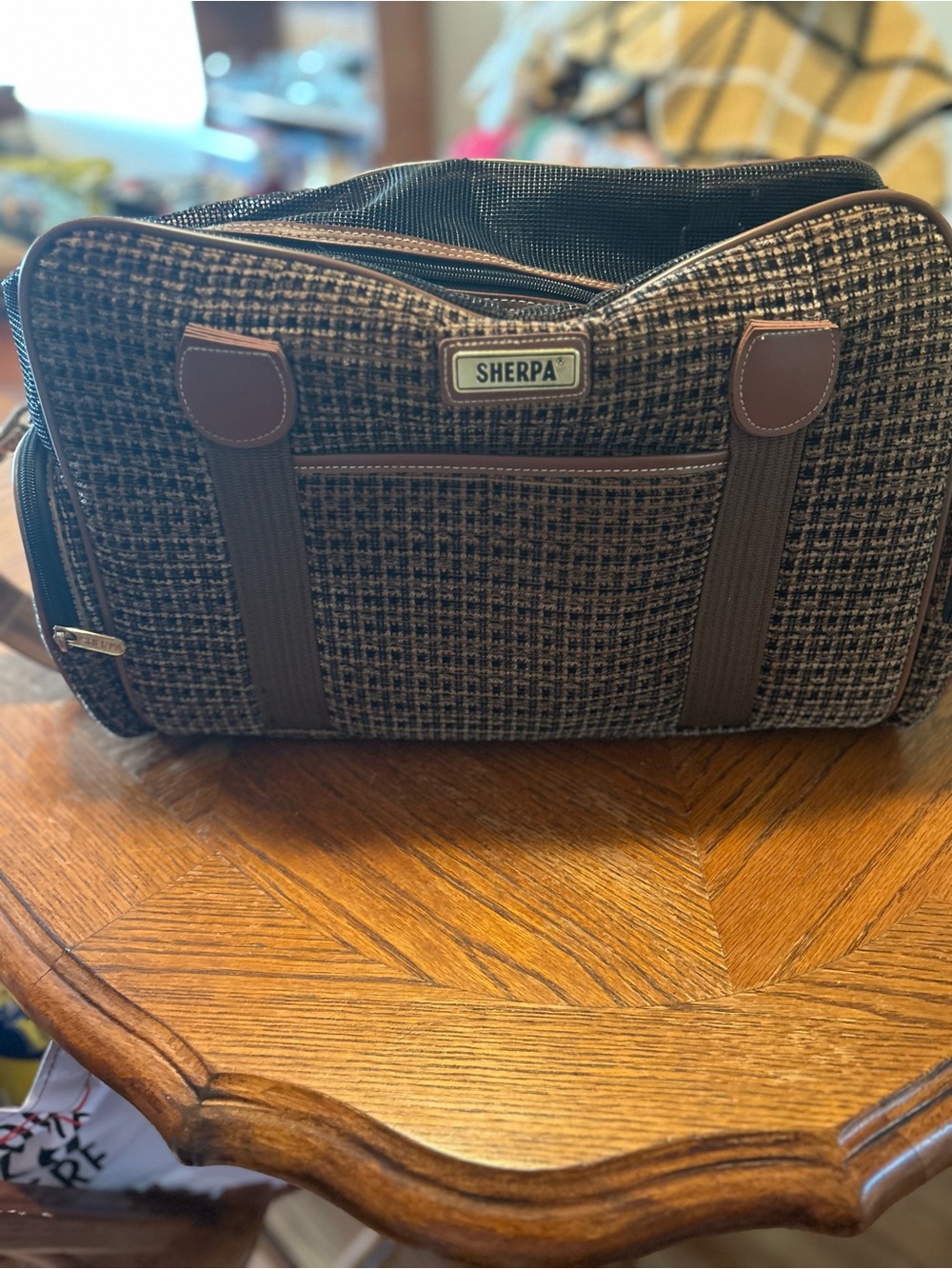 Pet Carrier. Airline approved. Brown tweed. Vintage Sherpa